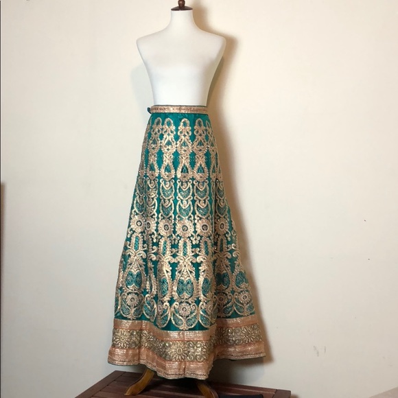 Dresses & Skirts - Beautiful Gold & Green Embellished Lehenga Skirt